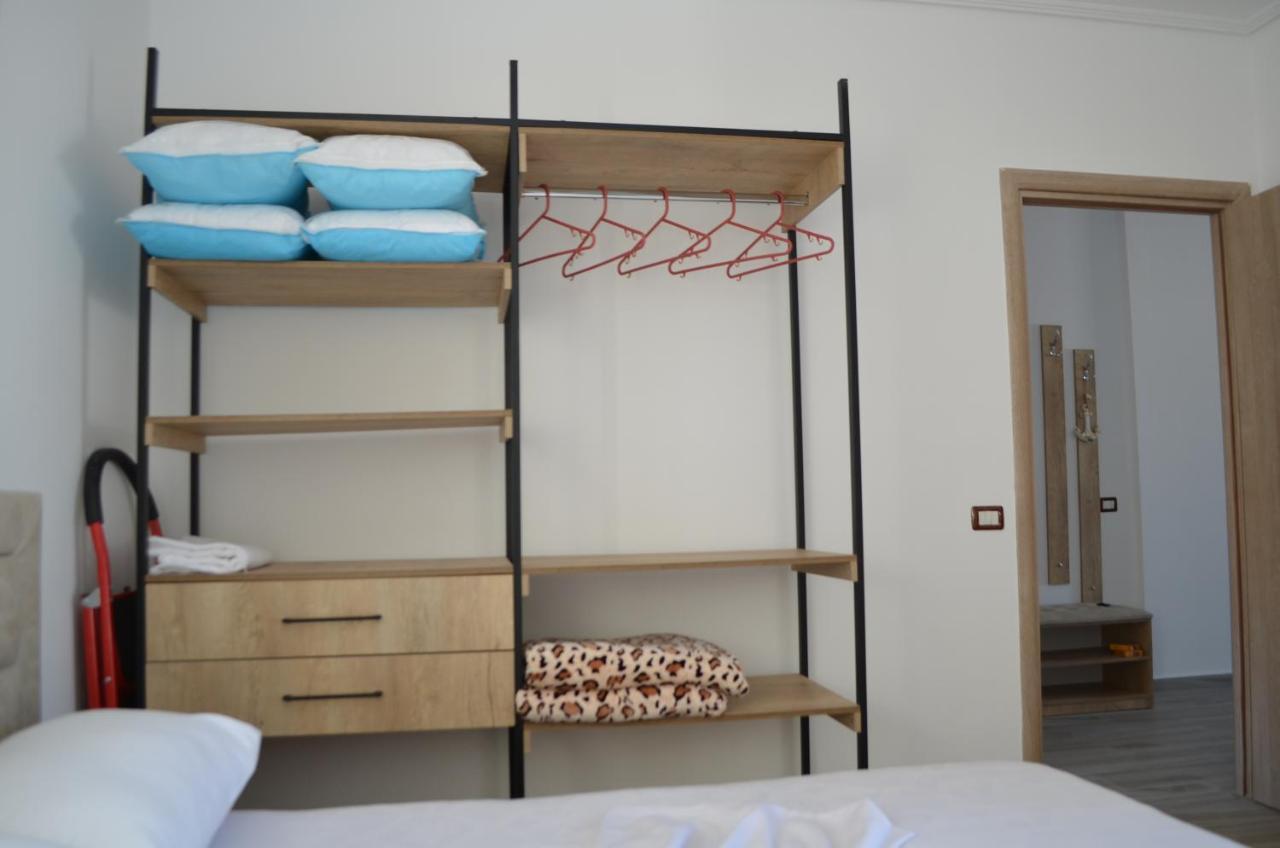 Akil Apartments Sarandë Exterior foto