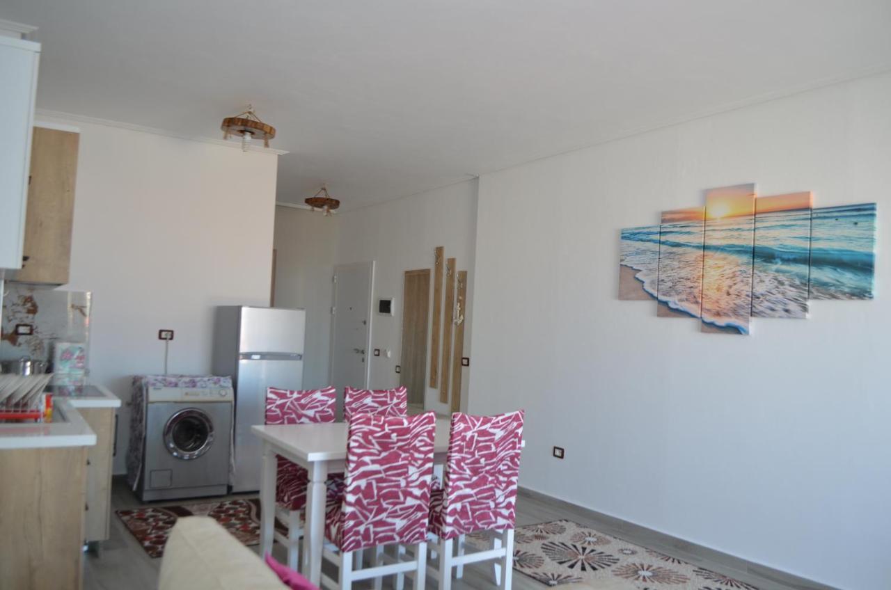 Akil Apartments Sarandë Exterior foto